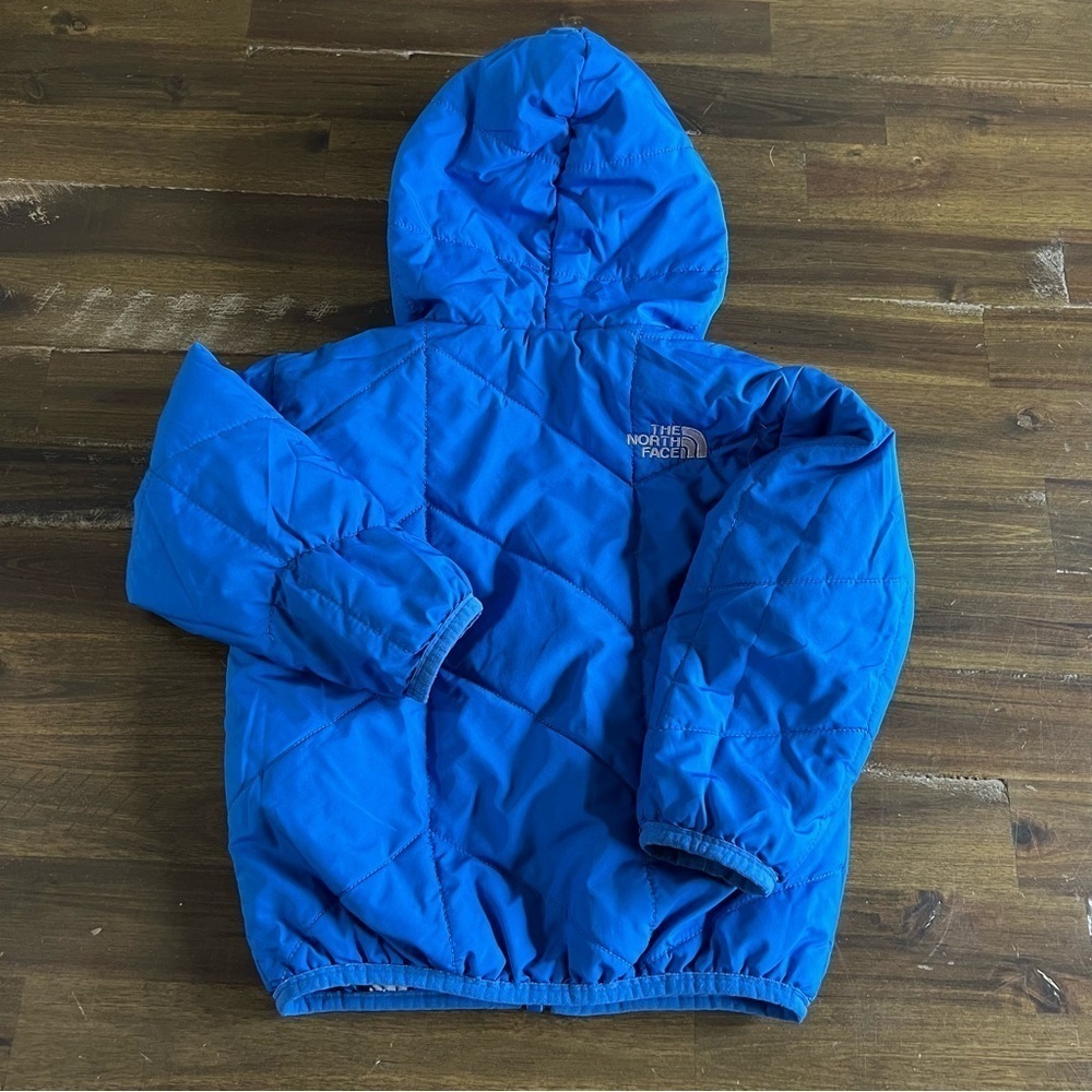 The North Face Blue Bear Print Jacket - Picture 8 of 10